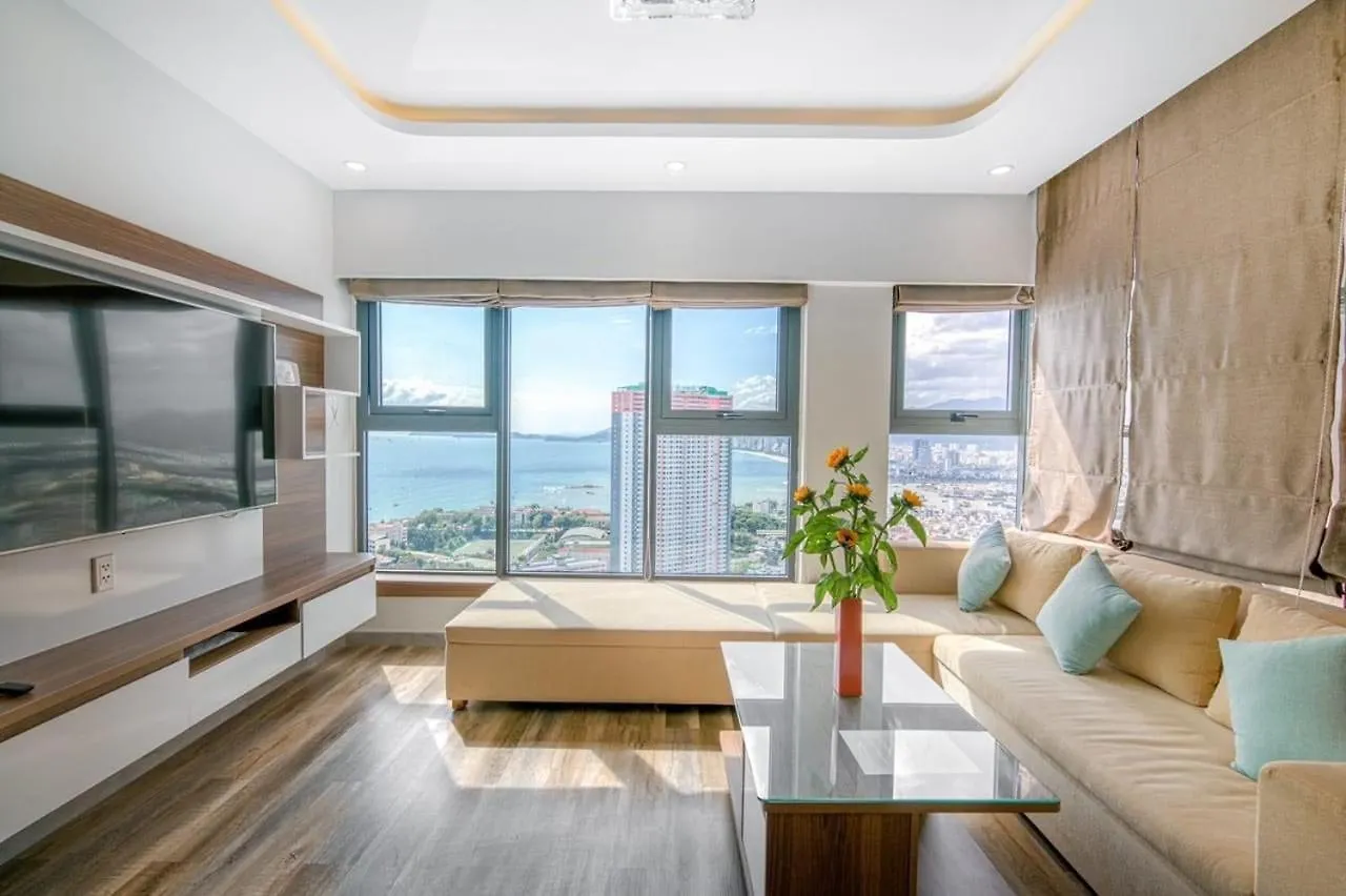 Happy Banana Apartment Nha Trang 0*,